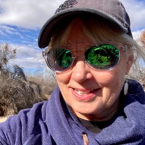 Meet your Posher, Shelley